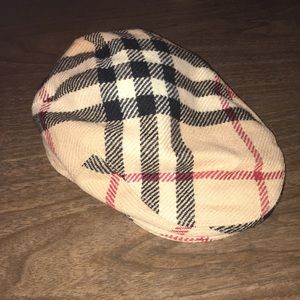 Burberry newsboy hat